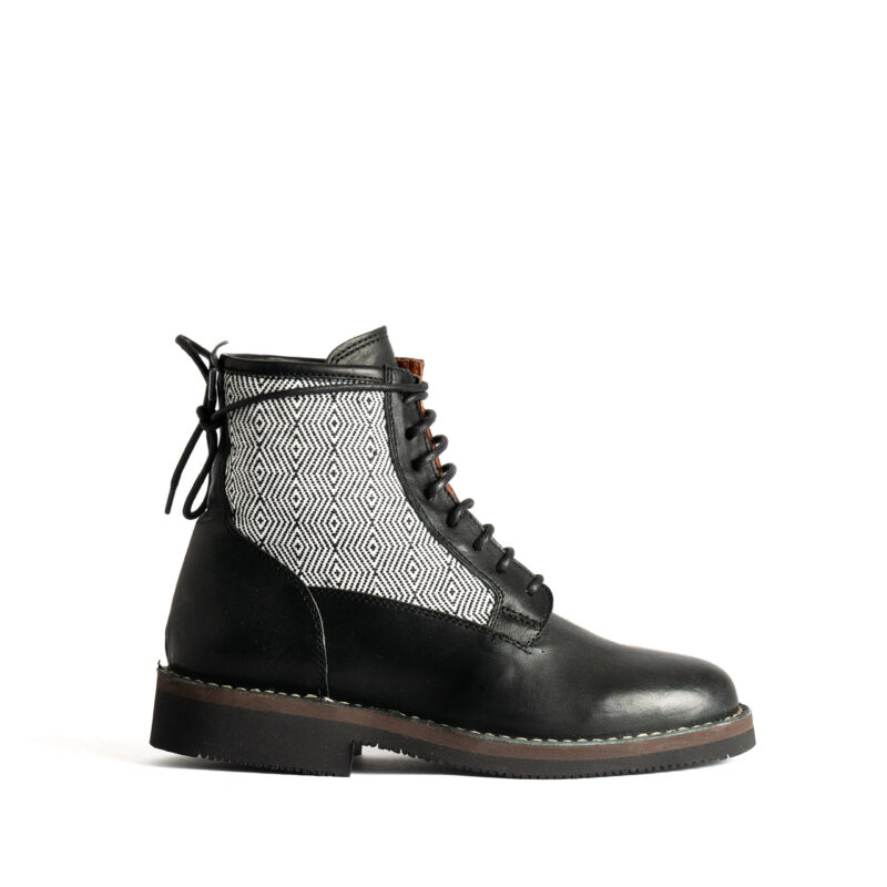 Stivaletto donna tessuto sardo a rombi