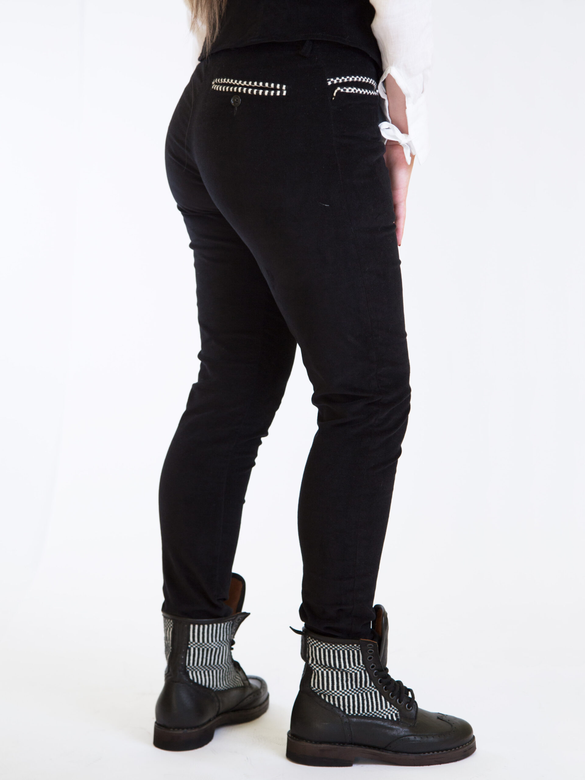 pantalone-sardo-da-donna-tasca-bertula