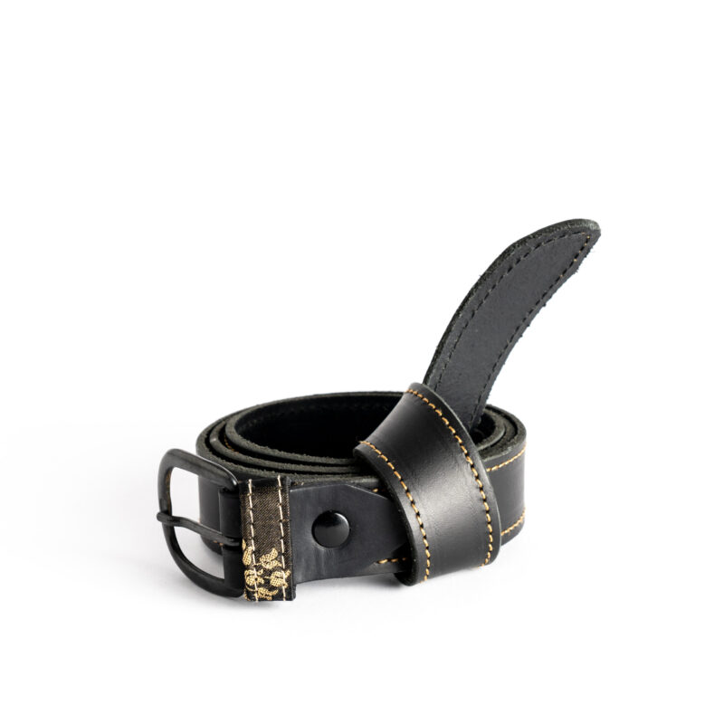 Cintura in pelle con inserti in broccato oro